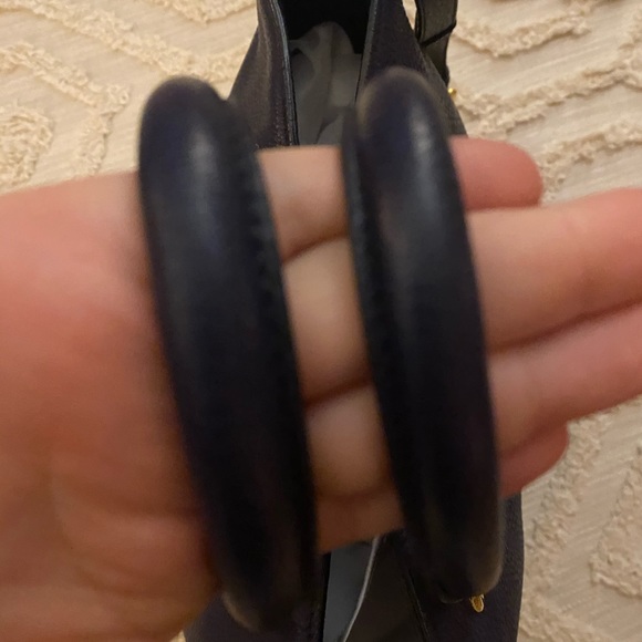 PRADA Vitello Phenix Tote Navy Blue - Picture 8 of 11